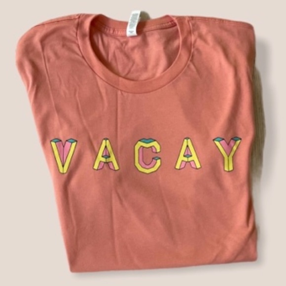 Kiyana Boutique Tops - NEW Boutique VACAY Graphic-Tee Cute T-Shirt Size 3XL Plus Size